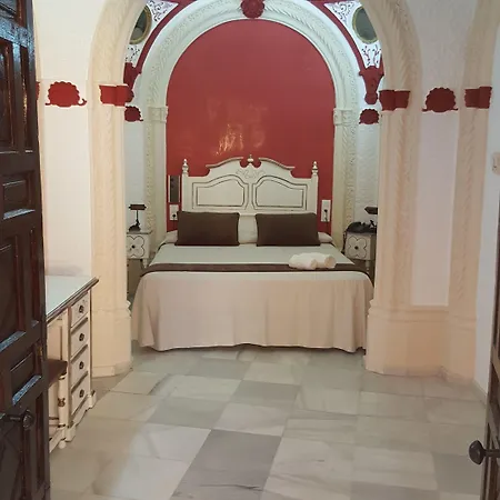 Casa Museo De La Mezquita מלון 2*