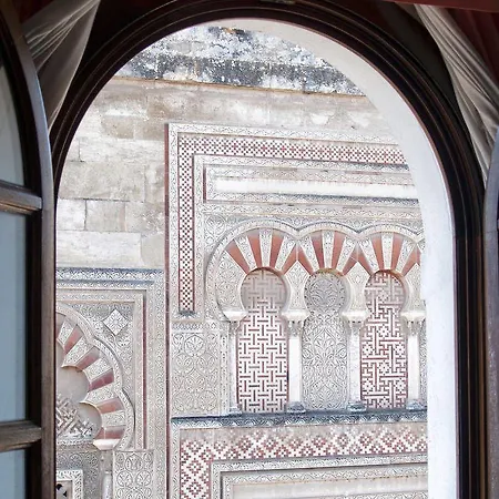 Casa Museo De La Mezquita 2*