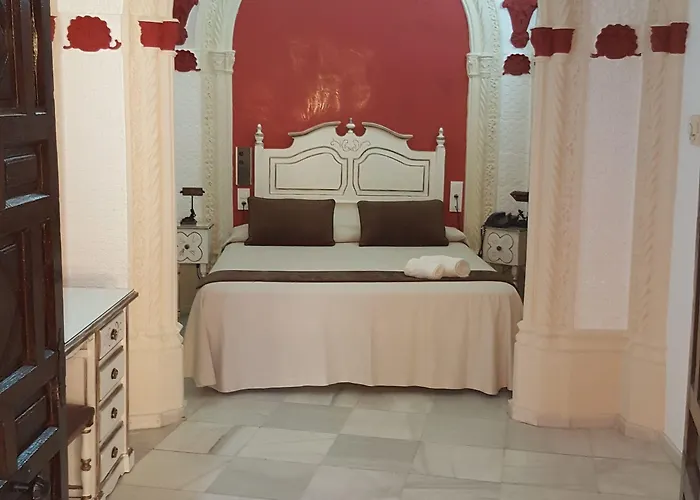 Casa Museo De La Mezquita Отель 2*