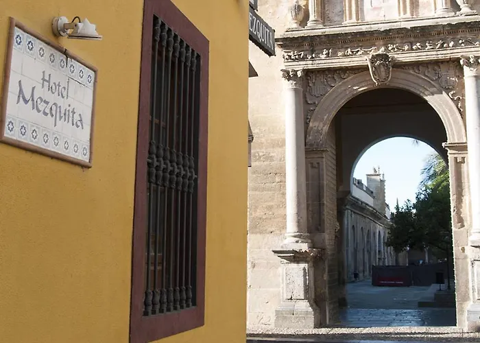 Casa Museo De La Mezquita ホテル 2*