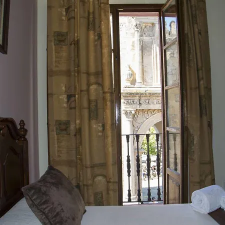 Casa Museo De La Mezquita 2*